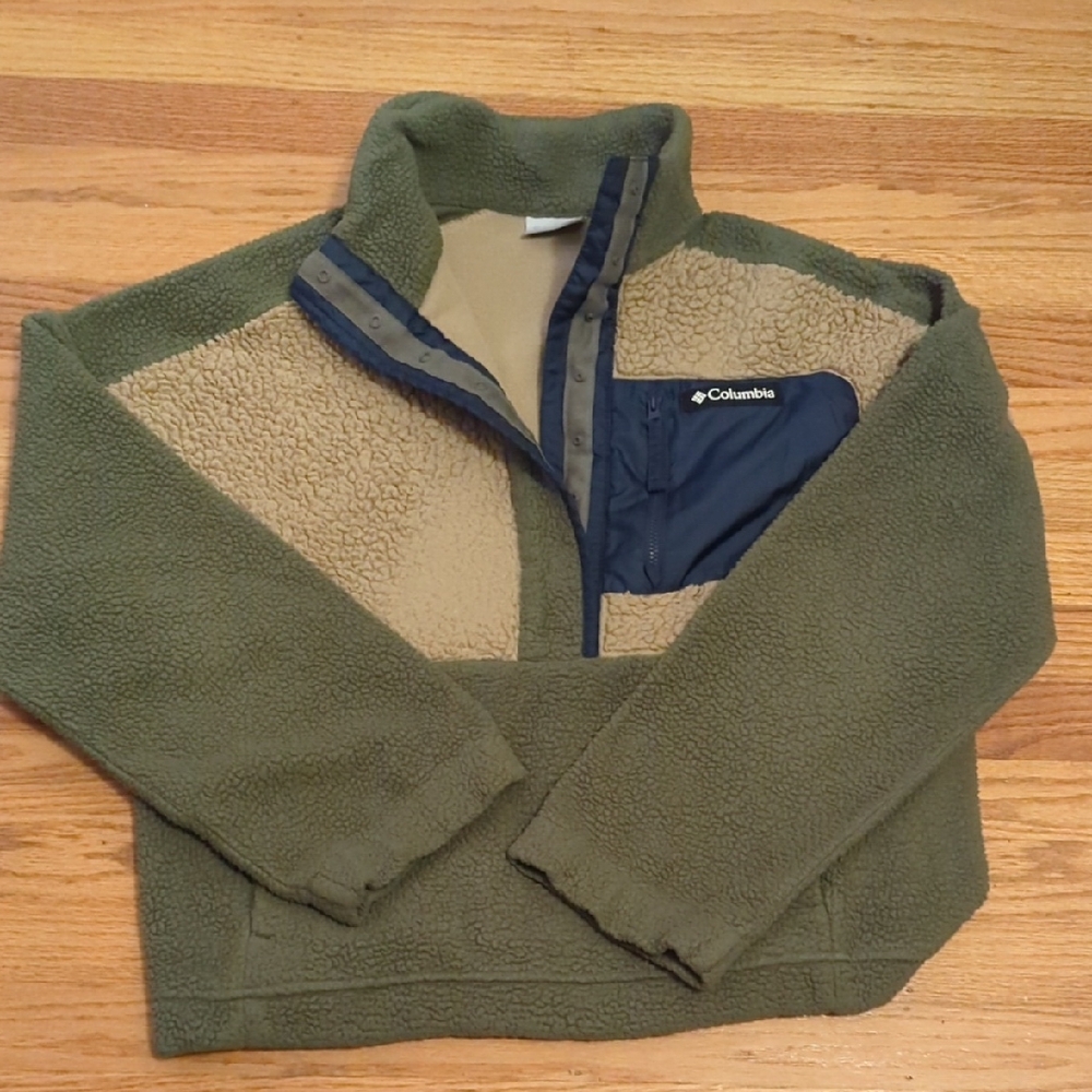 Columbia Olive and Beige Fleece Jacket